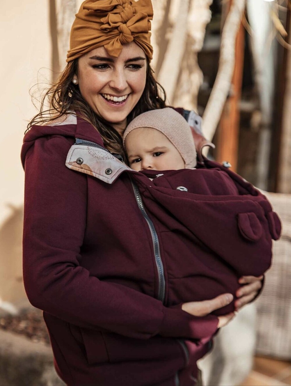NWT fun2bemum 4 In 1 Babywearing Sweatshirt